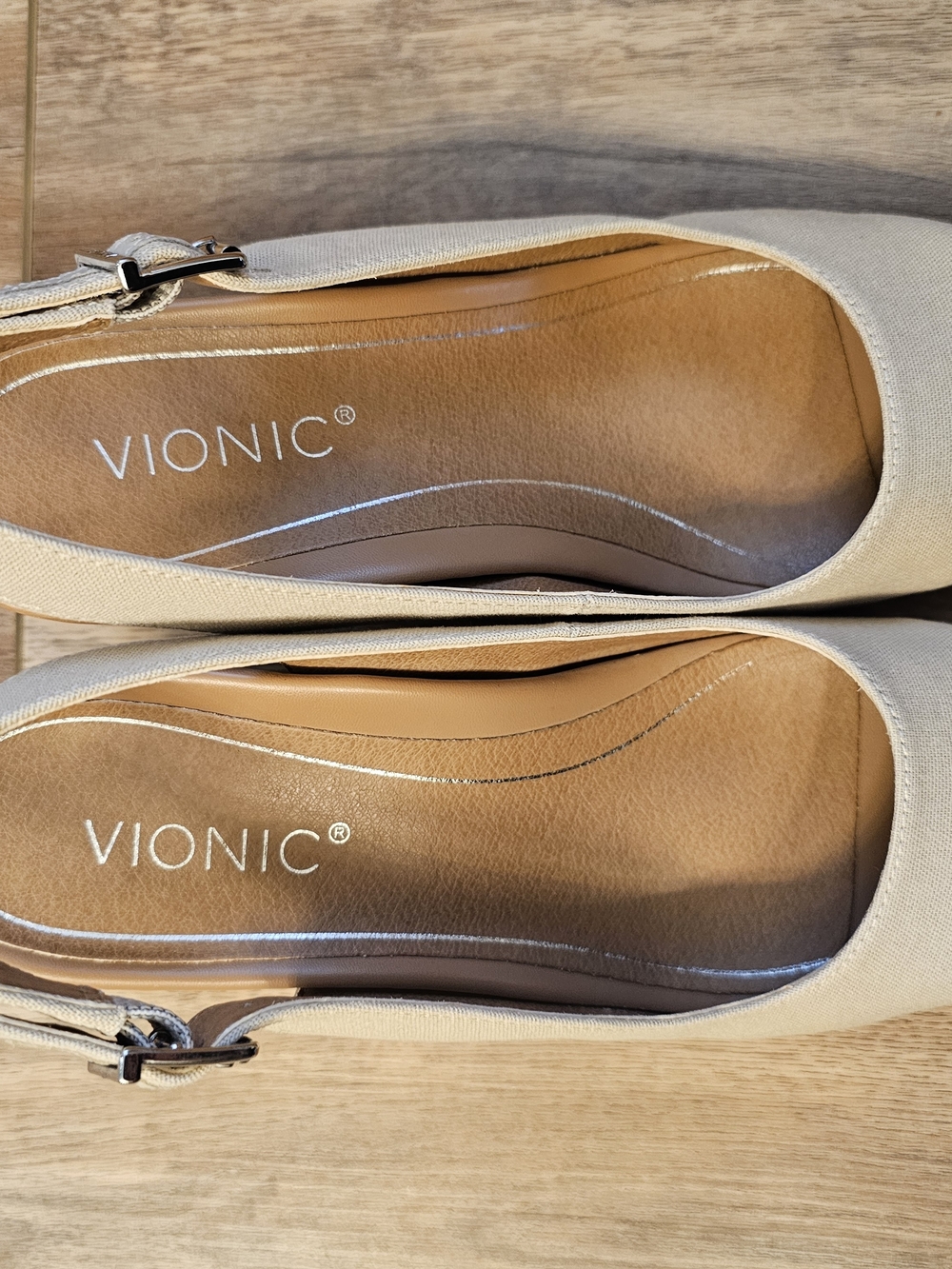 Vionic Women's Beige Slingback Wedge Espadrilles - Size 8.5 EUC - Picture 2 of 8